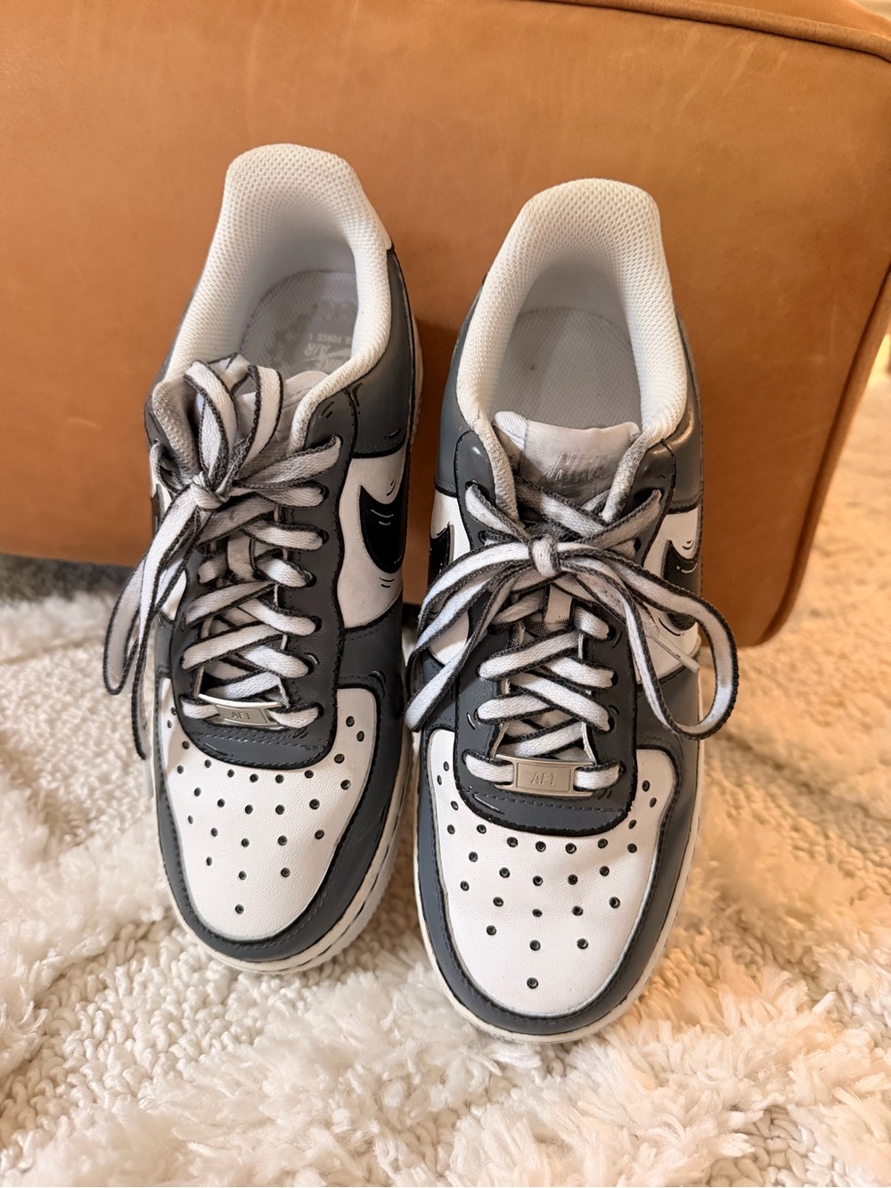 Men Hand painted Nike Air Force 1 in White, Black and Dark Gray